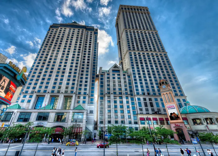 Hilton Niagara Falls/ Fallsview Hotel And Suites